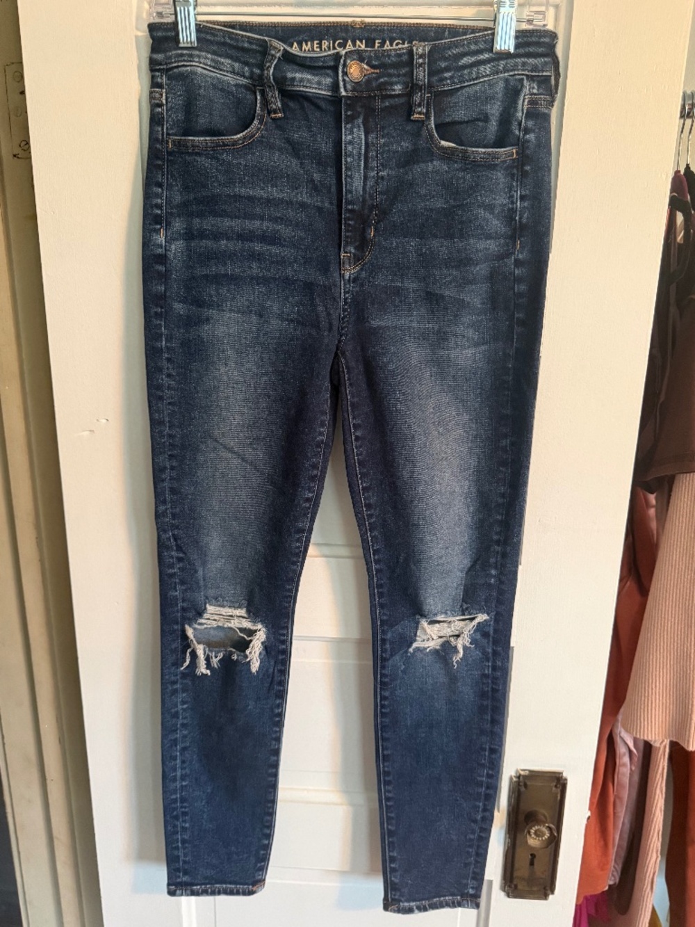 American Eagle Super Hi-Rise Distressed Jegging Jeans